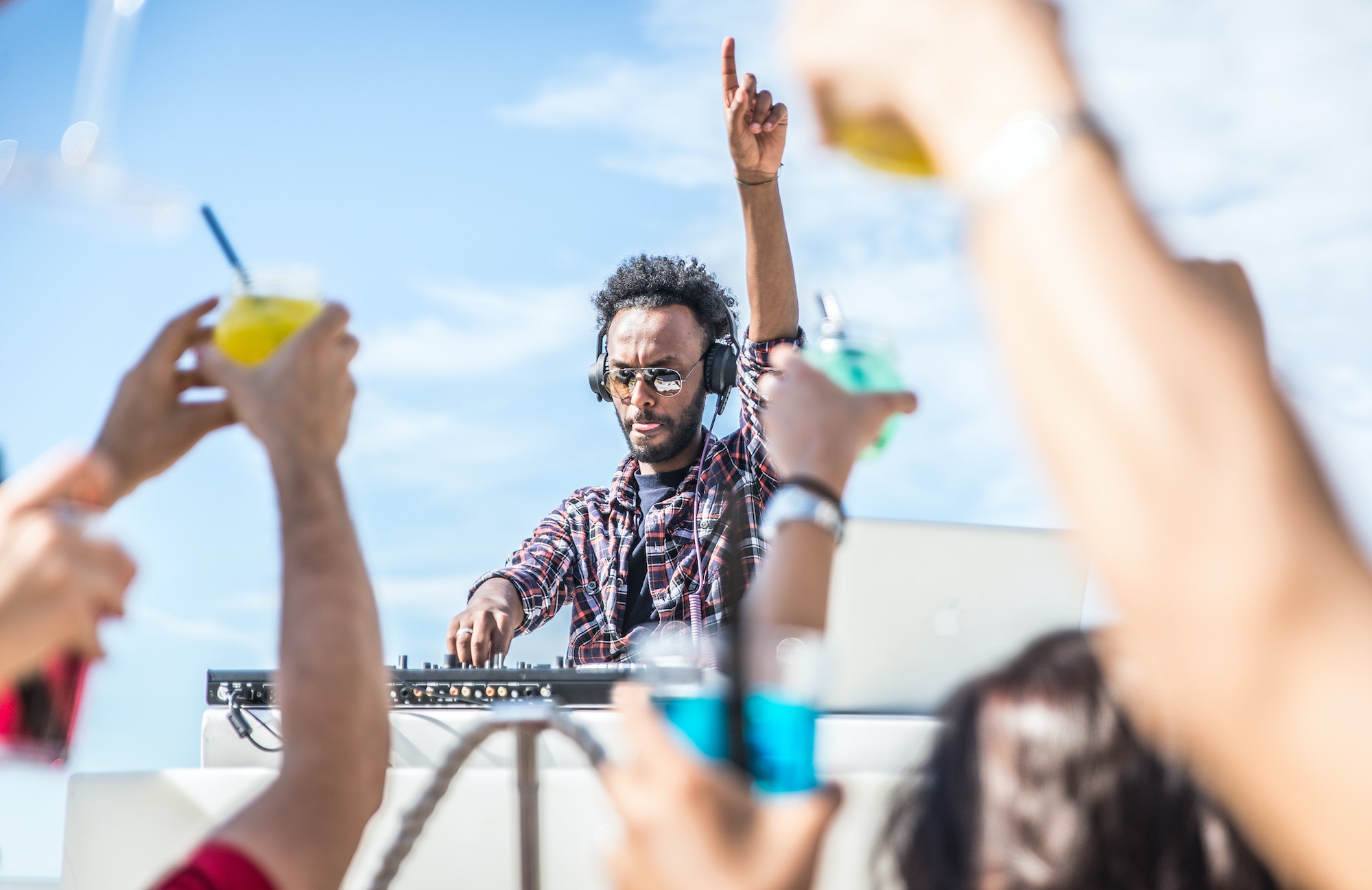 dj-set-at-the-beach-party-1-1.jpg